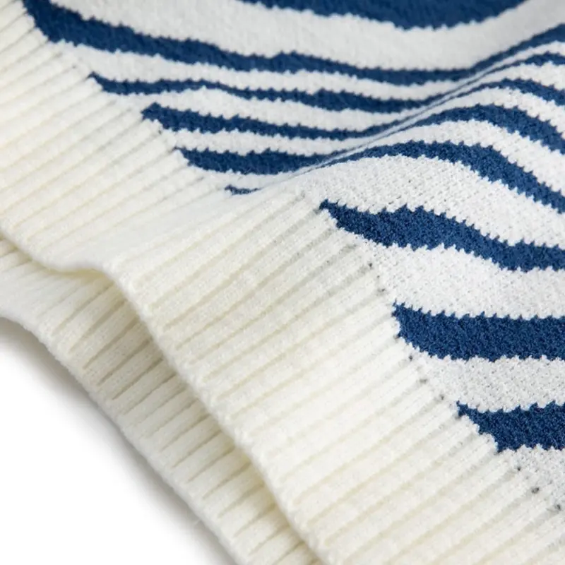 Sweater ”Blur”