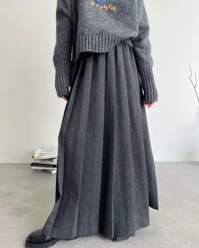 Спідниця Classic Pleated Wool Skirt