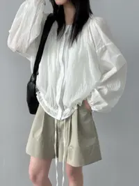 Легка нейлонова куртка